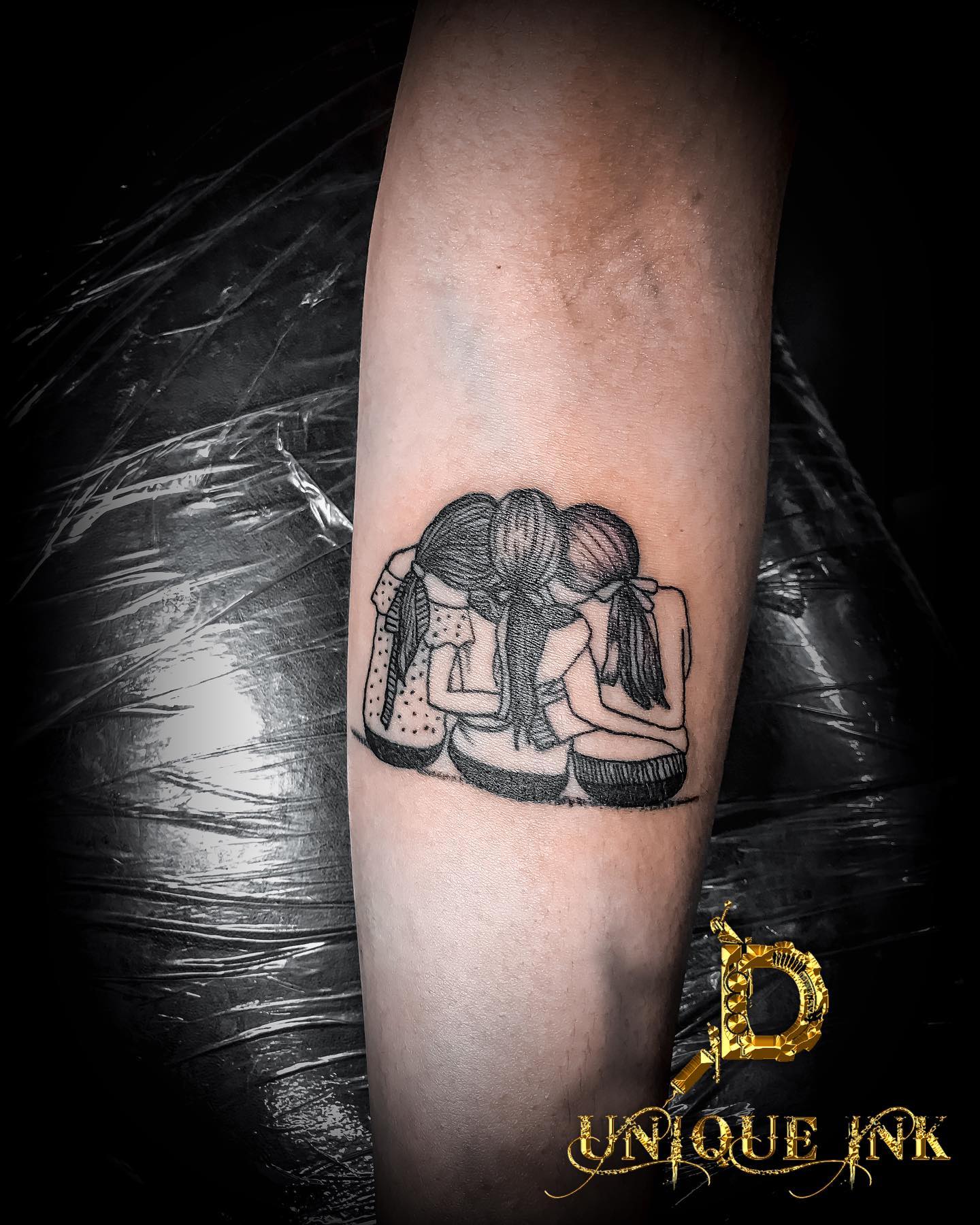 3 Interlocking Circles Tattoo
