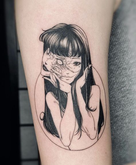 Best Fine-Line tattoo artist in New York City - Fan Wu