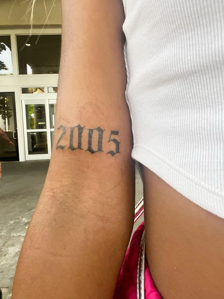 Hand tattoos for girls