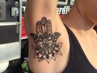 Armpit-Tattoos