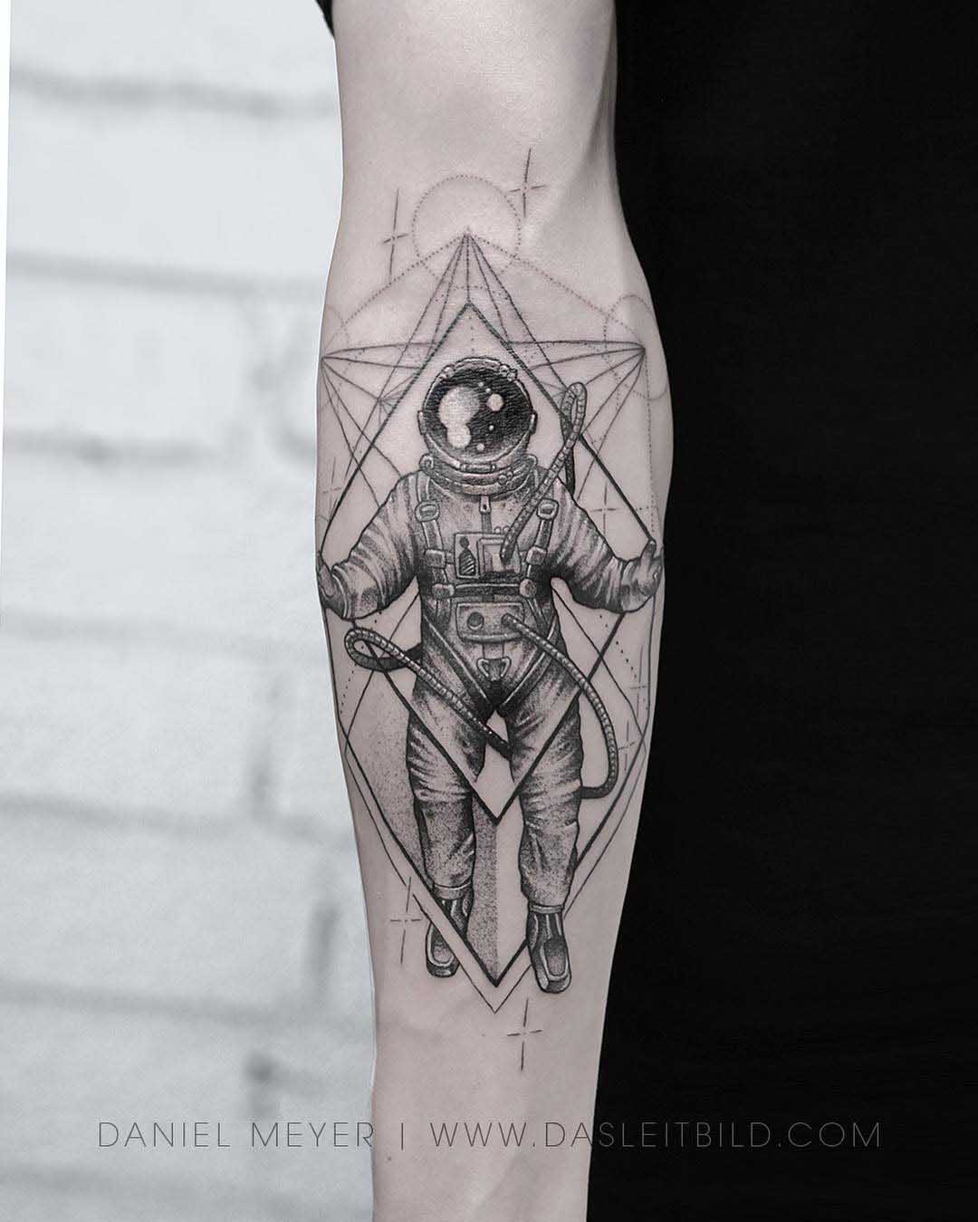 Astronaut on the Moon