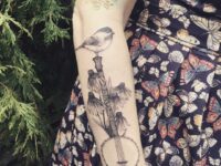 Flowery-Banjo-Design-Tattoo