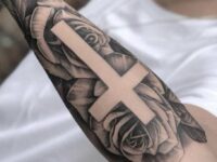 Rose-Cross-Tattoo-1