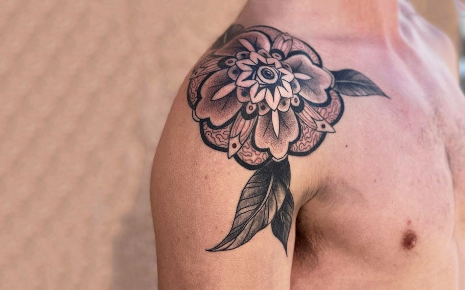 Enchanting Shoulder Tattoo Ideas for Men