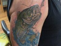 fishing-jumping-bass-bicep-tattoo-for-men
