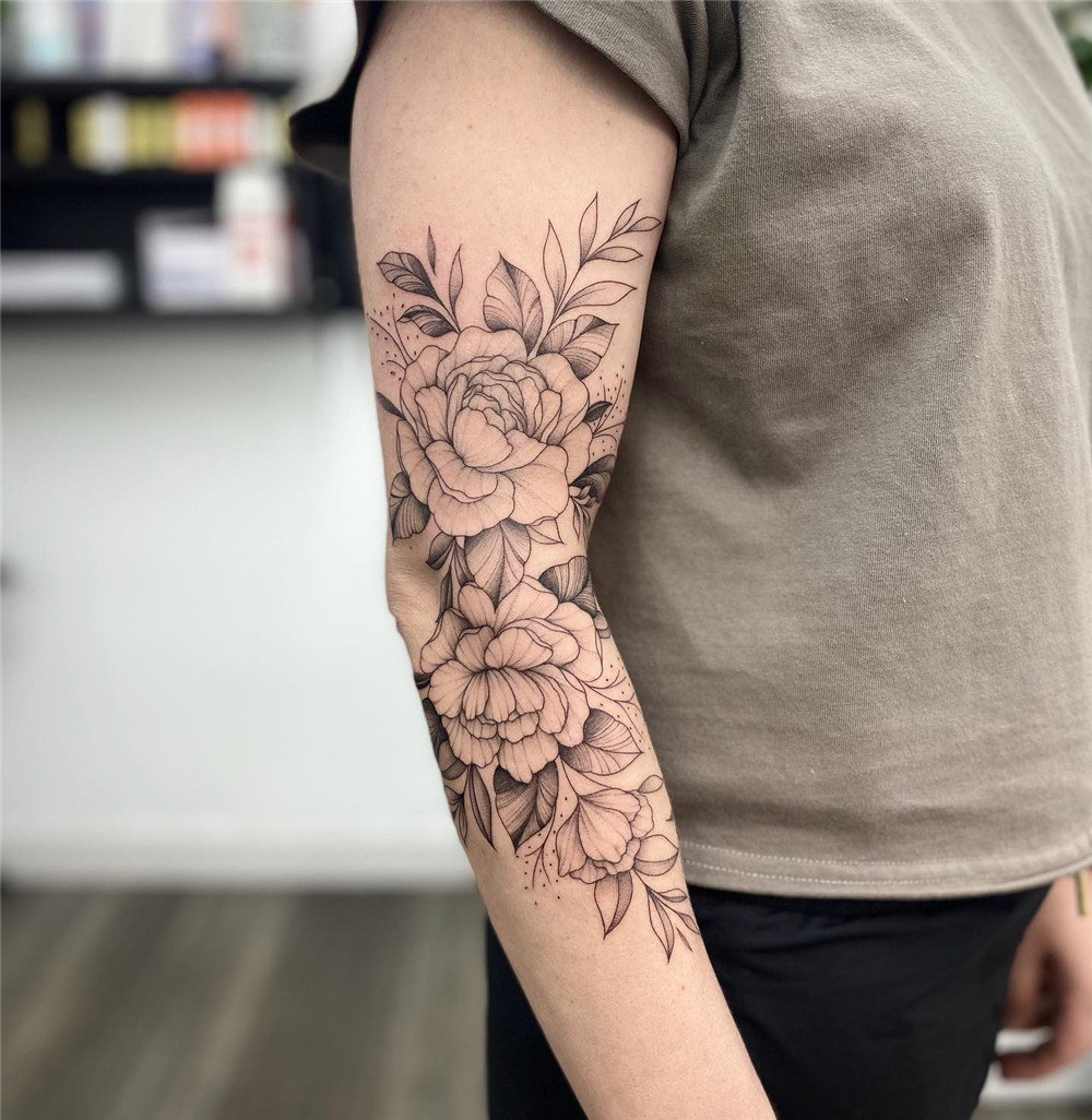 Cool Sleeve Tattoo Design