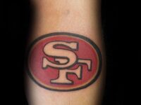 mens-simple-logo-san-francisco-49ers-tattoo-on-leg-calf