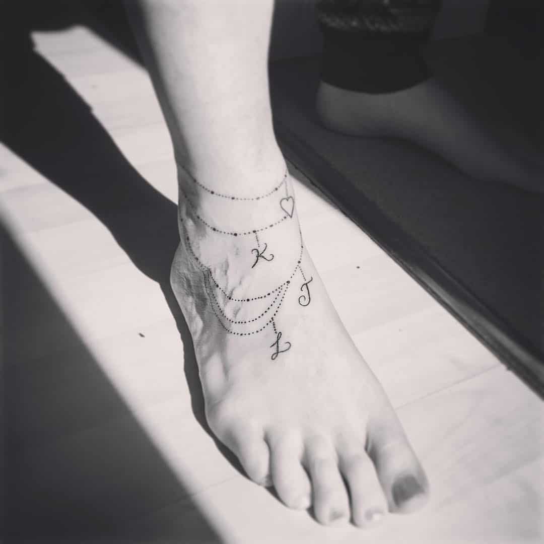 Elegantly Simple Chains Tattoo