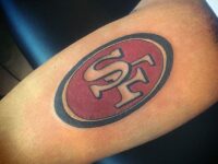 san-francisco-49ers-logo-guys-inner-arm-bicep-tattoo