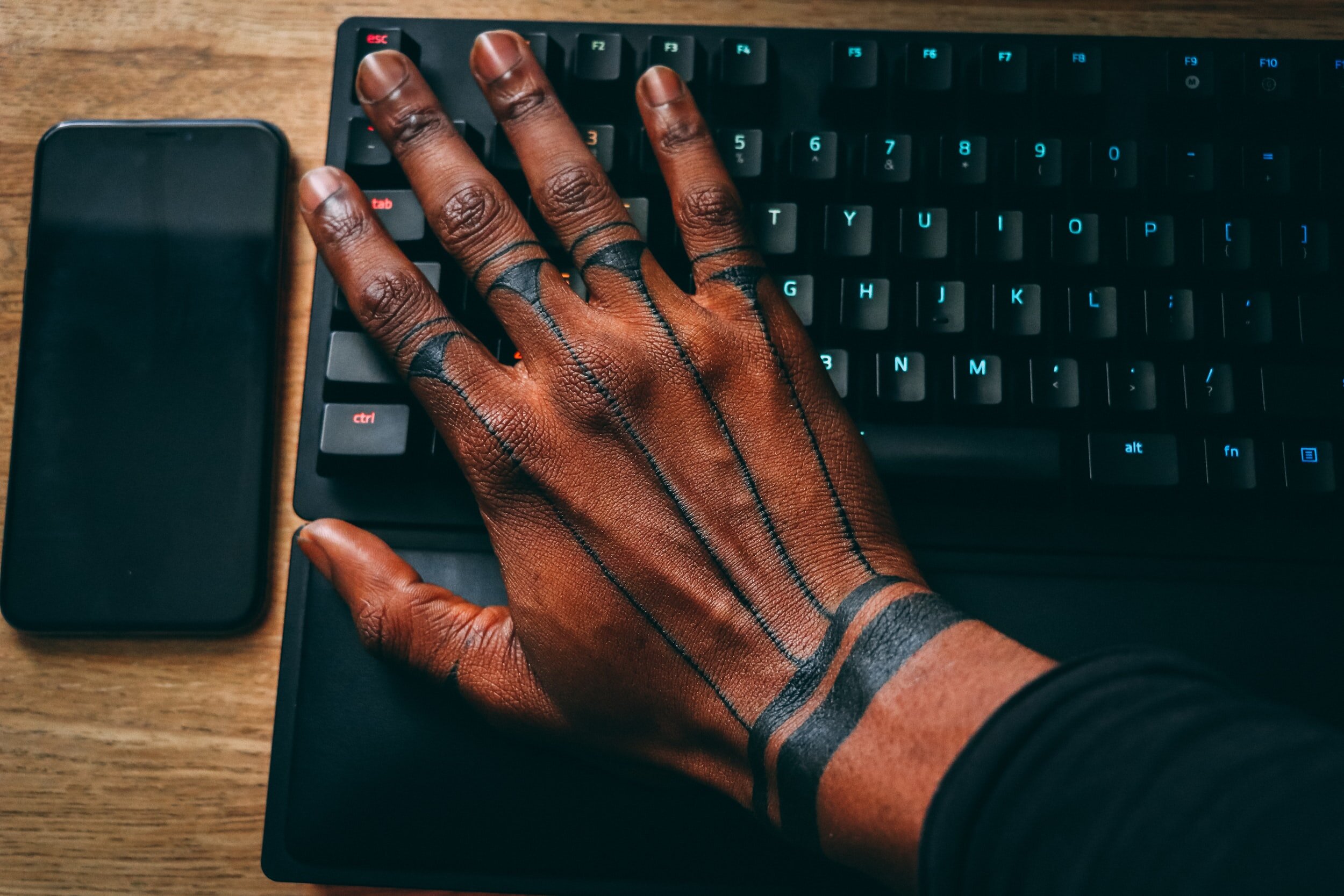 Hand Tattoos Pros and Cons